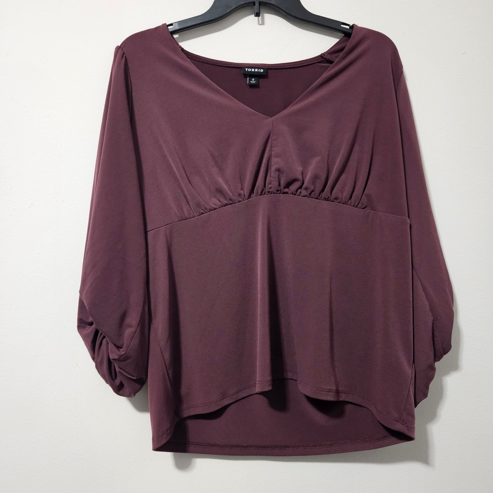 Torrid Womens Plum Burgundy V-Neck Empire Waist Dolman Sleeve Blouse Top Size 0